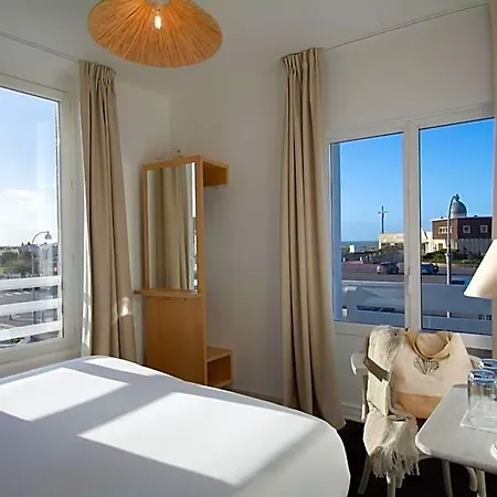 De La Otel