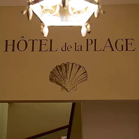 Hotel De La 2*